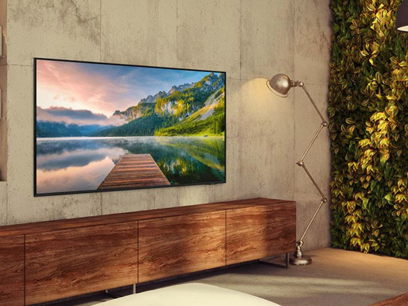 Tivi cường lực 70 inch của Lux Vision tạo không gian hiện đại, sang trọng cho ngôi nhà