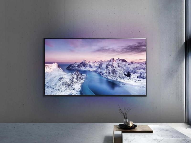 Tivi cường lực 75 Inch của Lux Vision tạo không gian sang trọng cho phòng khách